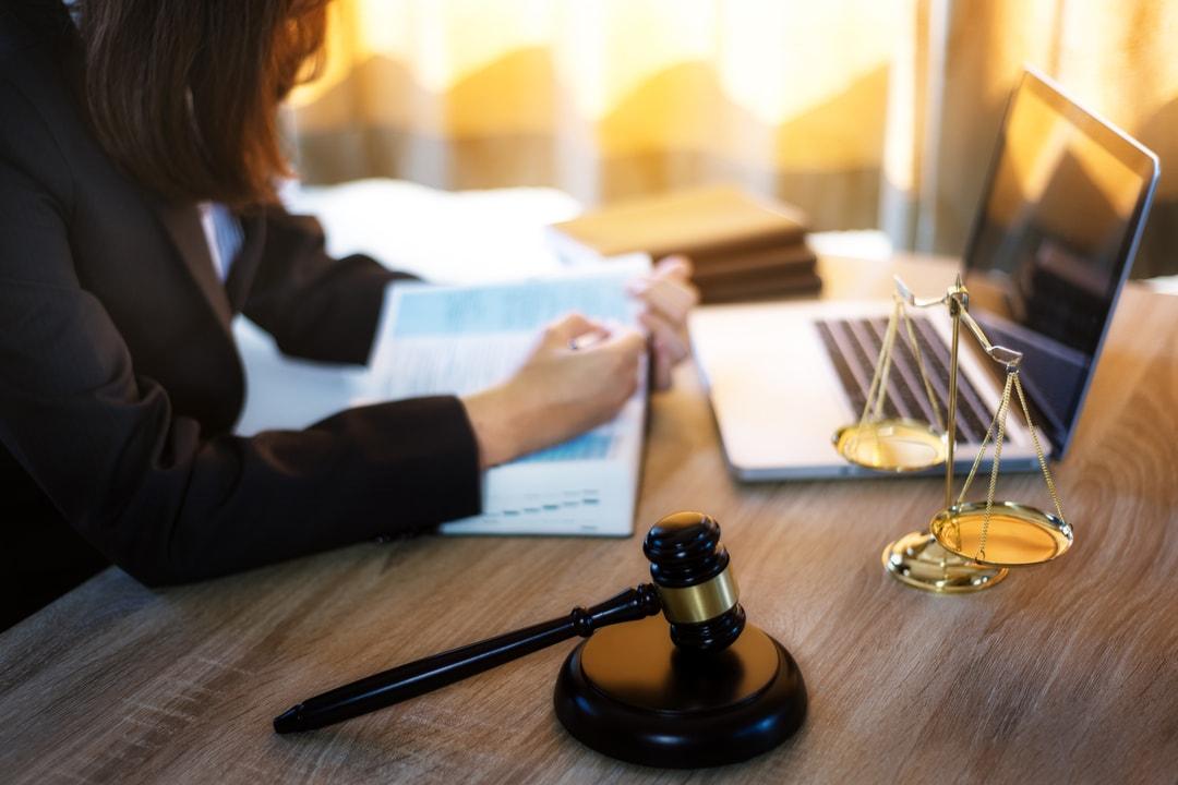 Explore The Unique Benefits Of Hiring Criminal Defence Lawyer 2835